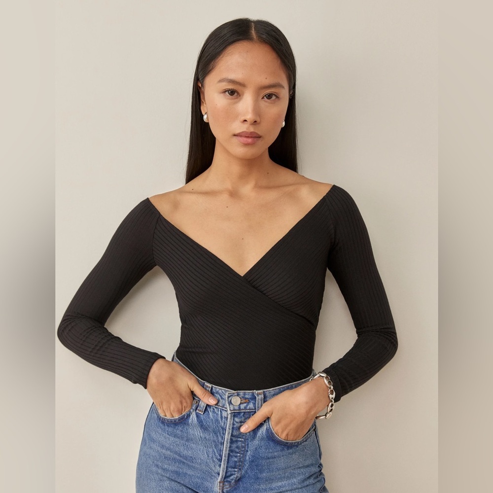 BNWT Reformation Minnie Knit top